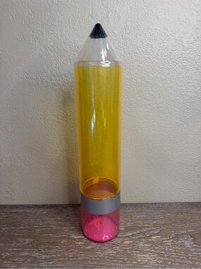 Target Bullseye Plastic Pencil Gift Container 2026